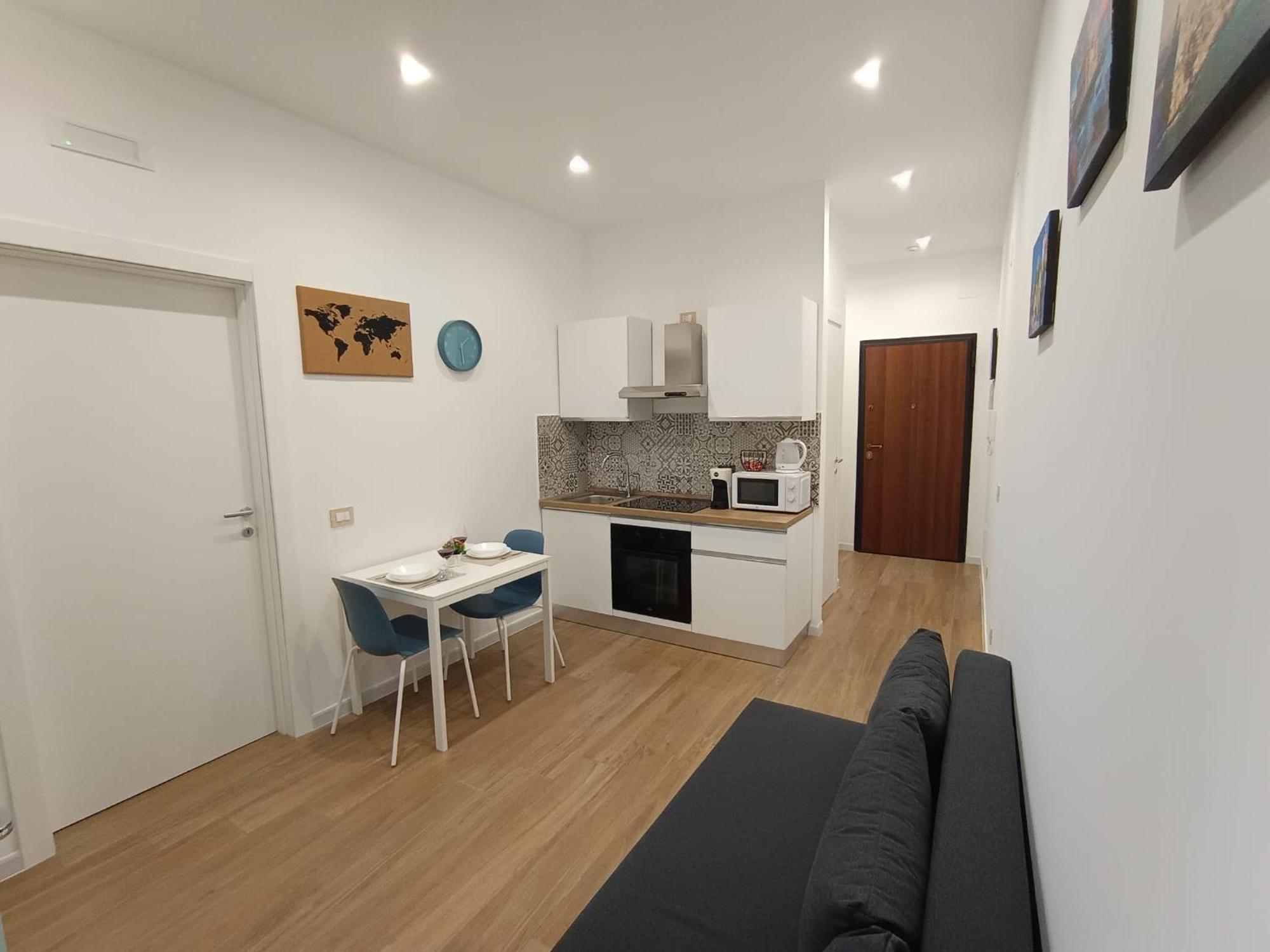 Ferienwohnung Dimora Crispi 70 Bari Exterior foto