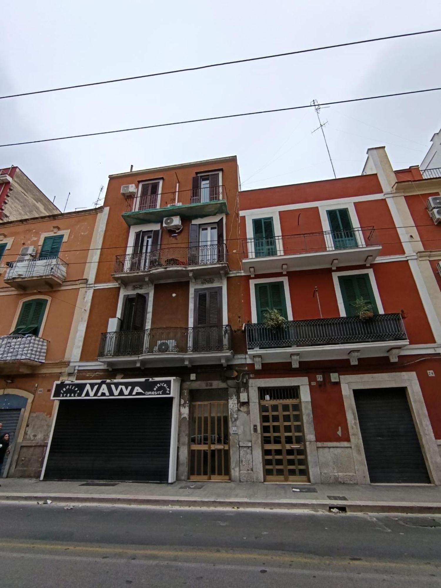 Ferienwohnung Dimora Crispi 70 Bari Exterior foto